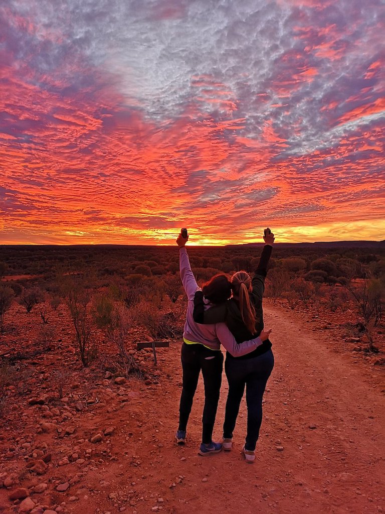 Zonsondergang tijdens de Great Outback groepsreis