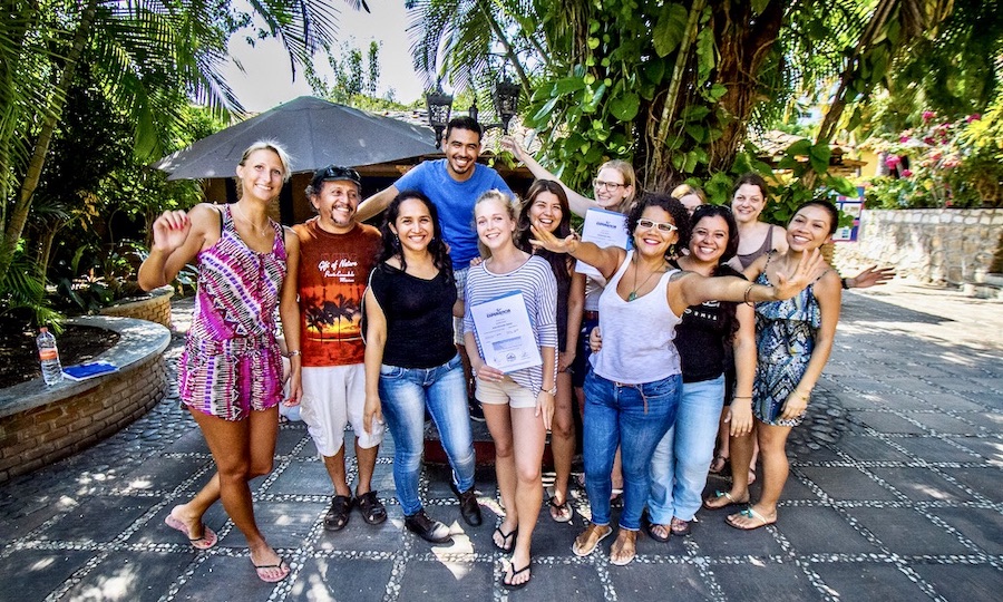 Groep mede studenten Spaans leren in Mexico