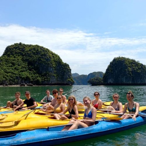 Groep in kayak Zuidoost-Azie Adventure Groepsreis