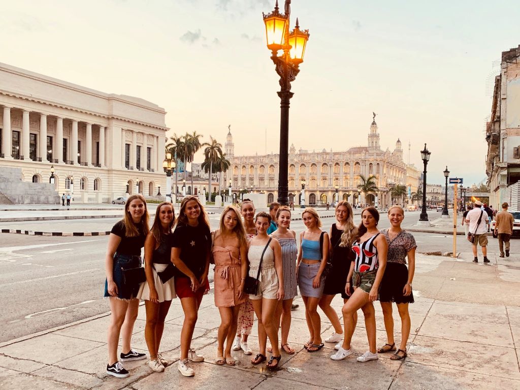 Groepsfoto in Havana