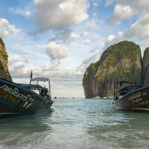 Verken de mooiste stranden van Thailand met een traditionele boot