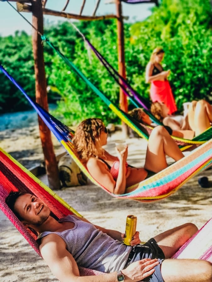 Chillen tijdens de Mexico Yucatan Jongerenreis Chillen tijdens de Mexico Yucatan Jongerenreis