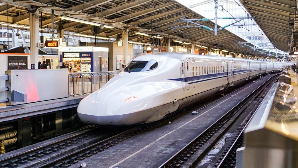 Reis met de Bullet Train door Japan Reis met de Bullet Train door Japan