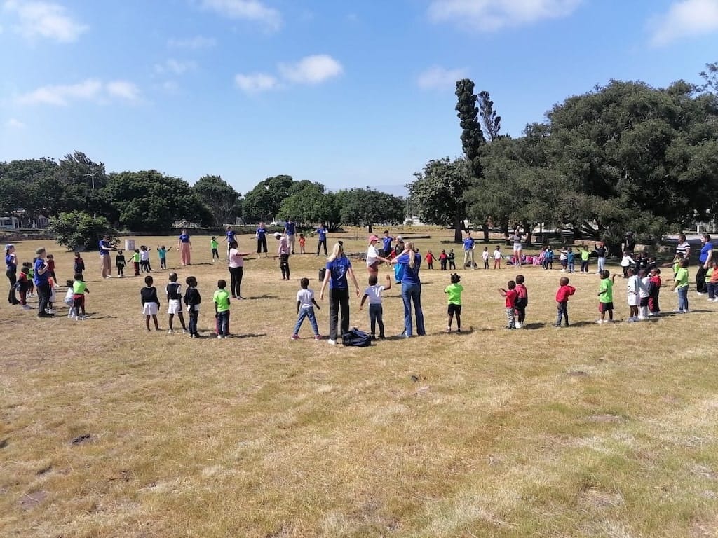 Naschoolse activiteiten voor de kinderen in Zuid-Afrika Naschoolse activiteiten voor de kinderen in Zuid-Afrika