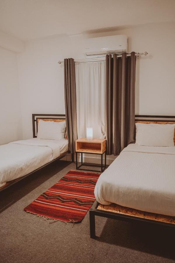 Nomads Hotel Petra gedeelde kamer Nomads Hotel Petra gedeelde kamer