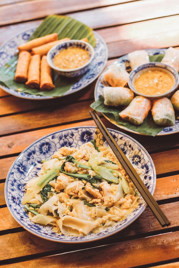 Geniet van het Aziatische eten Geniet van het Aziatische eten