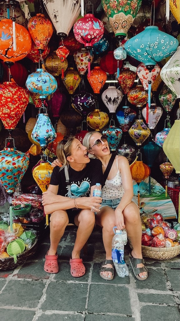 Hoi An winkel met lantaarns Hoi An winkel met lantaarns