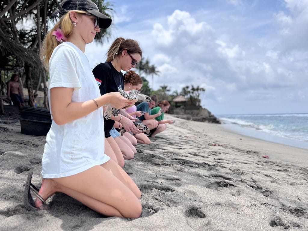 Op het strand van Nusa Penida Op het strand van Nusa Penida