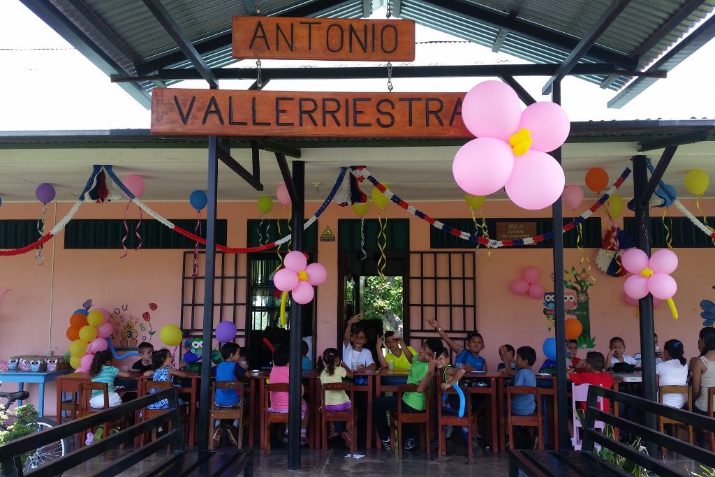 Feestdag op school in Costa Rica Feestdag op school in Costa Rica