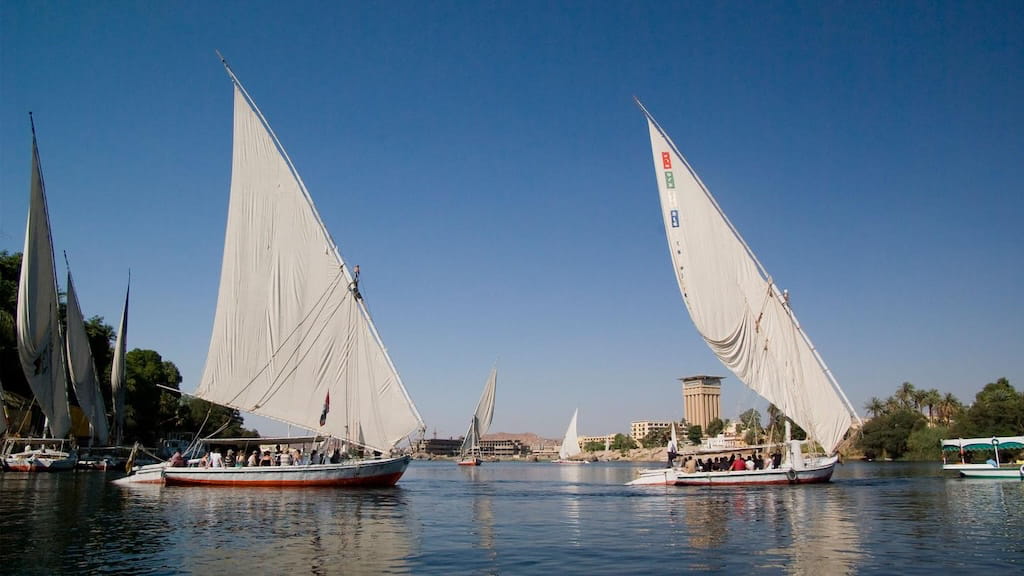Varen over de Nijl met een Felucca Varen over de Nijl met een Felucca